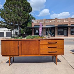 San Antonio Furniture Finders
