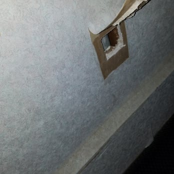 Howard Johnson by Wyndham Lexington - Pretty ridiculous.   This was in our room.  Wallpaper is peeling off the walls throughout the facility. - Hotels Near Me - Lexington, Virginia