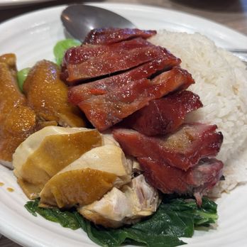 Hao Cafe - Soy sauce chicken + bbq pork on rice - Barbeque Near Me - Duarte, California