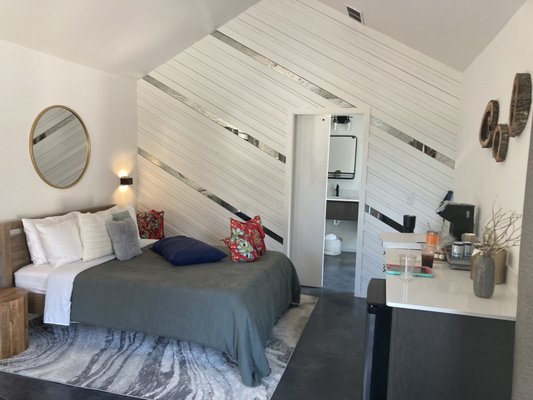 Lucky Arrow Retreat - Glamping Capital of Texas, USA ® Event Venue by null