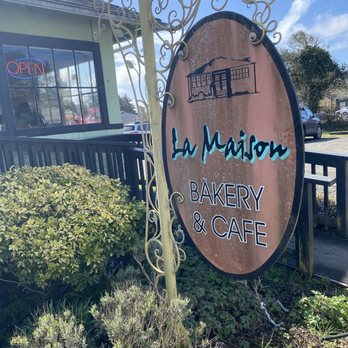 La Maison Cafe - Outside - Breakfast & Brunch Near Me - Newport, Oregon La Maison Cafe - Outside - Breakfast & Brunch Near Me - Newport, Oregon