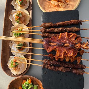 Chat Bar - Barbeque Near Me - Scarborough, Ontario