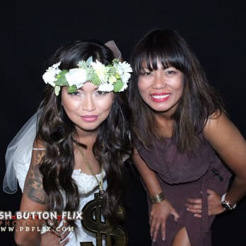 Push Button Flix Photo Booth - Photo Booth Rentals Near Me Push Button Flix Photo Booth - Photo Booth Rentals Near Me