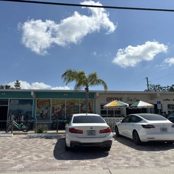 Grove Surf Cafe - Outside - Coffee & Tea Near Me - Indian Rocks Beach, Florida Grove Surf Cafe - Outside - Coffee & Tea Near Me - Indian Rocks Beach, Florida