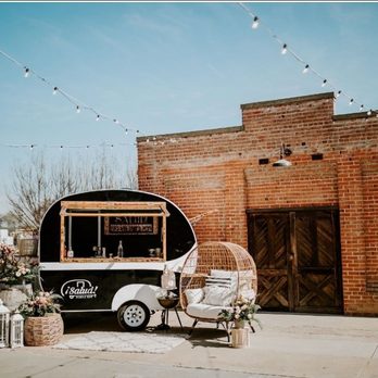 Salud! Mobile Bar - Bartenders Near Me Salud! Mobile Bar - Bartenders Near Me