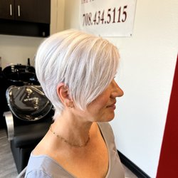 Kim Collins Studio - Women's Haircut