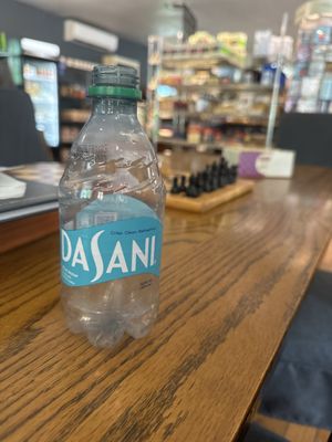 Dot’s Market by null