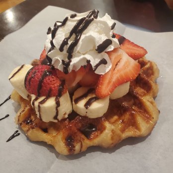 Cafe Maji - STRAWBERRY BANANA NUTELLA - Coffee & Tea Near Me - Artesia, California