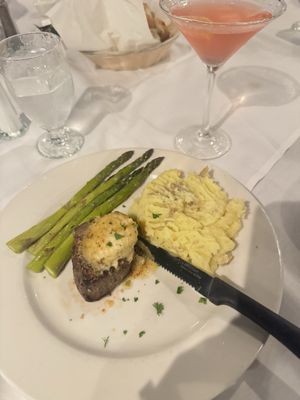 Ki's Steak & Seafood Restaurant by null