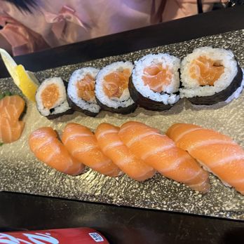 Okane Umi - Salmon Lover Box - Sushi Bars Near Me - Lomita, California Okane Umi - Salmon Lover Box - Sushi Bars Near Me - Lomita, California