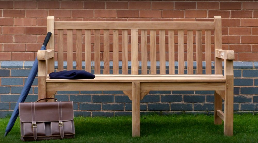 SLOANE & SONS GARDEN BENCHES Newborough Road, BurtononTrent