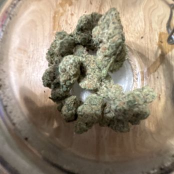 Sunnyside - Lemon mints- good size buds- and high THC~ - Vape Shops Near Me - Chillicothe, Ohio