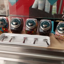 Sharp Grossmont Hospital Cafeteria - Froyo topings