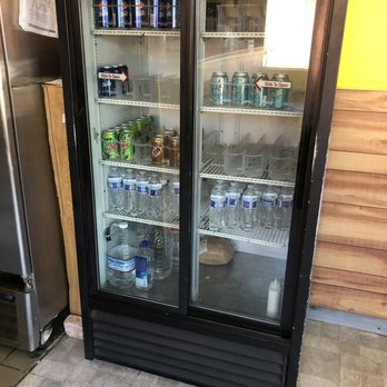 The Hut - Available drinks - Pizza Near Me - Burbank, California The Hut - Available drinks - Pizza Near Me - Burbank, California