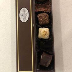 Le Chocolatier - Worms in my chocolate