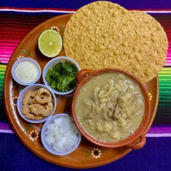 La Piñata - Homemade Pozole Verde (not to scale)
Estilo Guerrero
