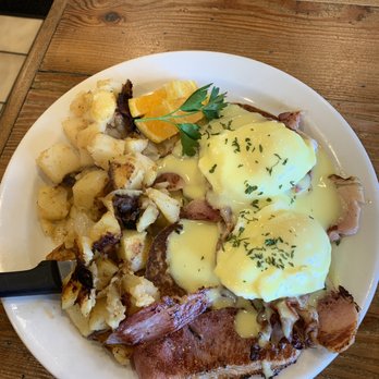 The Cozy Grill - The ham they use on this classic is really good! - Breakfast & Brunch Near Me - Warwick, Rhode Island
