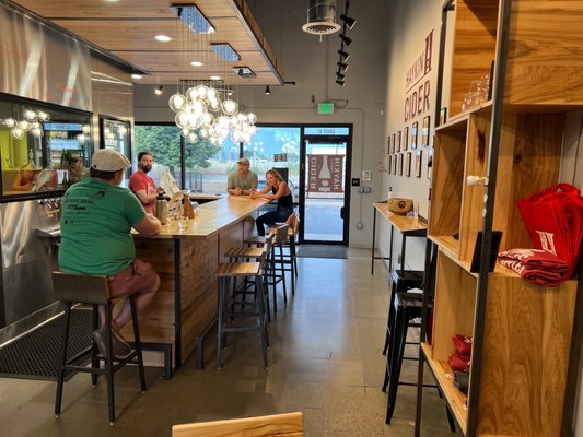 Haykin Family Cider by null