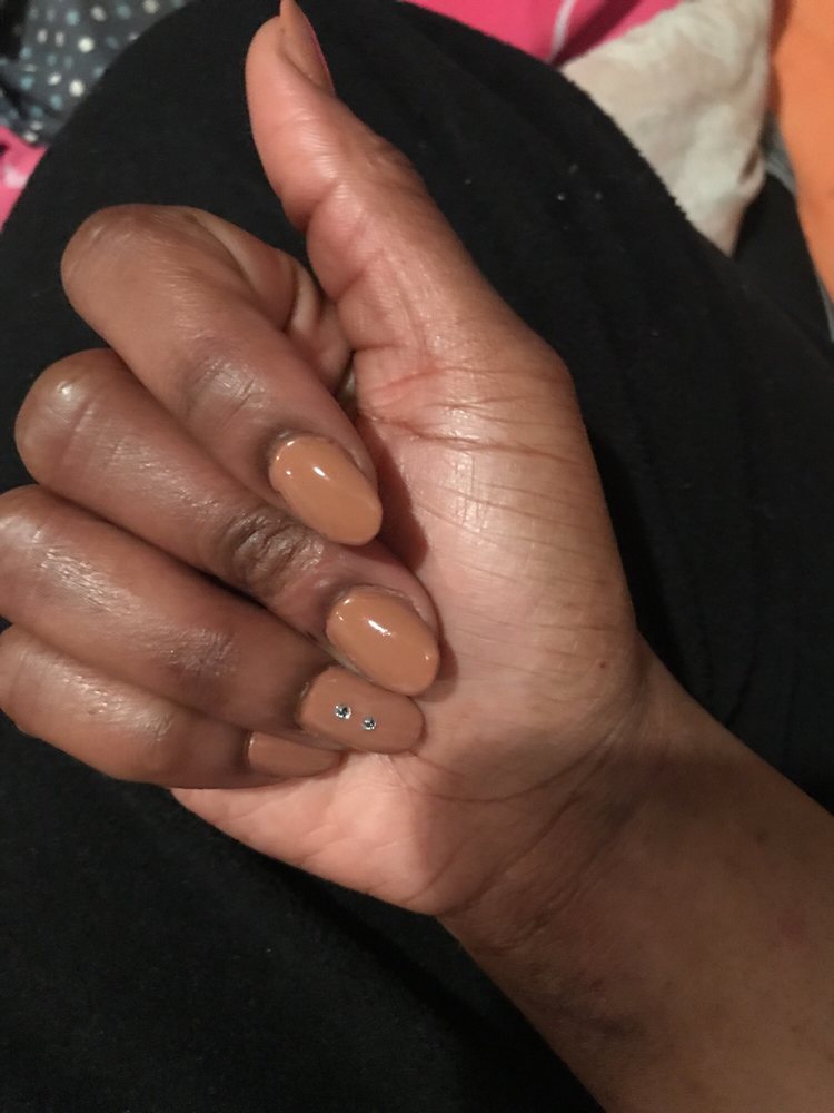 Fancy Nails Logo