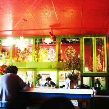 Manuel's Mexican Restaurant - yay bright colored walls! - Mexican Near Me - Aptos, California