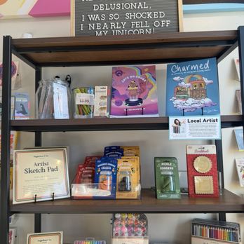 Strapping - Books and coloring pencils/pens - Accessories Near Me - Sacramento, California
