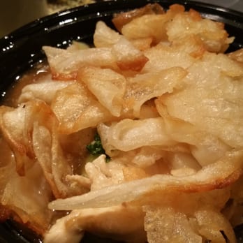 Krua Thai - pad lard nar (super crispy noodles in a sweet sauce) - Thai Near Me - Glenview, Illinois