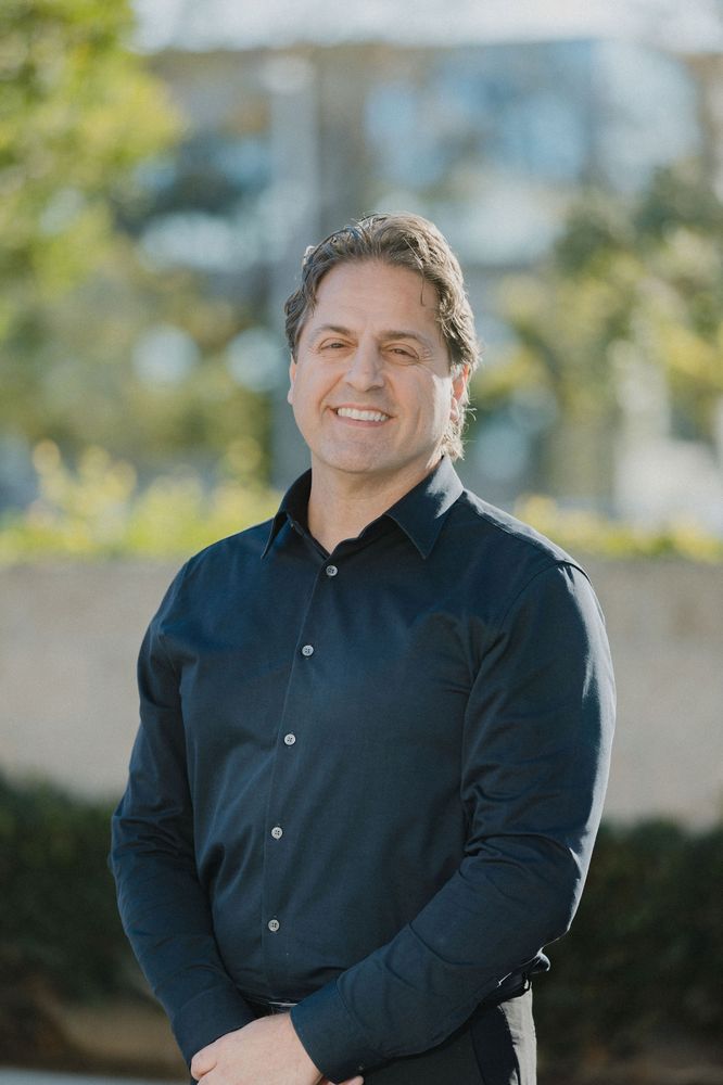 Island Chiropractic Logo