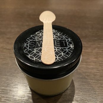 Tout Suite - Creme Brulee Pot de Creme - Cafes Near Me - Houston, Texas