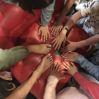 Soak Nails - Nail Salons Near Me - Encino, California