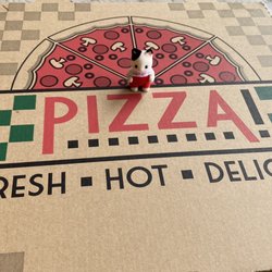 Pierres Pizza and Deli - Pizza box