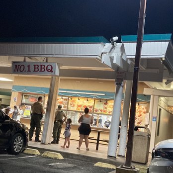 NO 1 BBQ & Chinese Restaurant - people standing outside - Chinese Near Me - Lahaina, Hawaii NO 1 BBQ & Chinese Restaurant - people standing outside - Chinese Near Me - Lahaina, Hawaii
