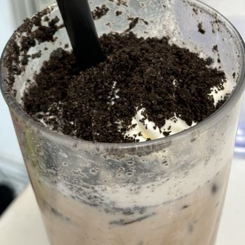 2d Restaurant - Oreo Drink - Donuts Near Me - Chicago, Illinois 2d Restaurant - Oreo Drink - Donuts Near Me - Chicago, Illinois
