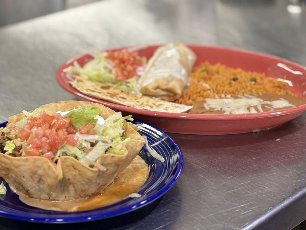 El Corral Mexican Restaurant Logo