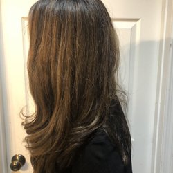 Noel Vincente Salon