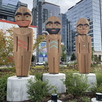 Promenade - 2025, Family, Qwalsius-Shaun Peterson - Public Art Near Me - Seattle, Washington