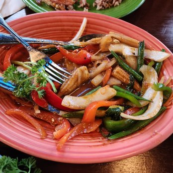 Noppakao Thai Restaurant - Seafood basket. - Thai Near Me - Kirkland, Washington Noppakao Thai Restaurant - Seafood basket. - Thai Near Me - Kirkland, Washington