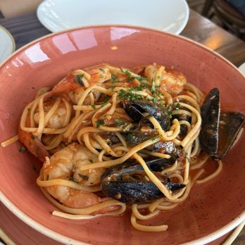 Scoma's of Sausalito - Fettuccine Linguini Frutti di Mare - Seafood Near Me - Sausalito, California Scoma's of Sausalito - Fettuccine Linguini Frutti di Mare - Seafood Near Me - Sausalito, California