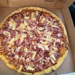 Hungry Howie's Pizza - Ham and pineapple large