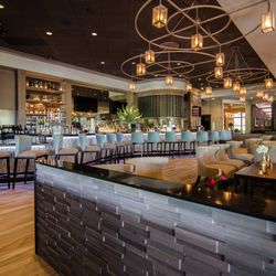 Shadows on the Hudson - Experience our award-winning cuisine and curated cocktails above the Hudson River.