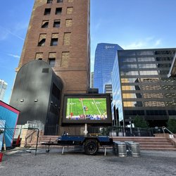 Skyline Beer Garden & Minigolf - Tv