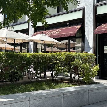 Il Piatto - Entrance - Italian Near Me - Washington, DC, District of Columbia