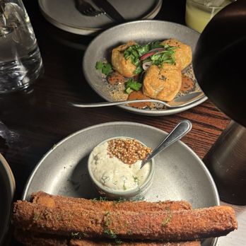 Amba - Samosas an fried zucchini - Indian Near Me - Cleveland, Ohio