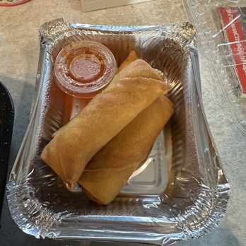 Thai Basil - Crispy rolls...... there were a few options of these, and I cannot remember what the name was but these were really good!!! - Thai Near Me - Panama City, Florida