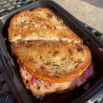 Maynards - Cranberry wild rice melt- tasty but nothing special - Bars Near Me - Excelsior, Minnesota