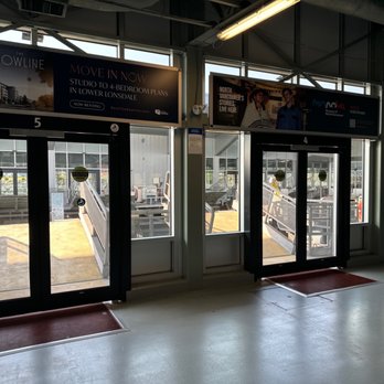 Waterfront Station - boat taxi - Metro Stations Near Me - Vancouver, British Columbia Waterfront Station - boat taxi - Metro Stations Near Me - Vancouver, British Columbia