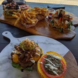 M&CO Burgers