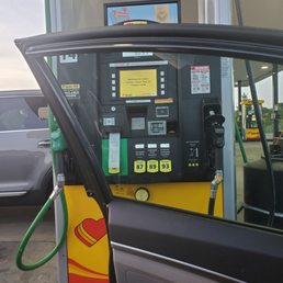 $4.39 in Ohio little break on gas...filling up on my way home $4.39 in Ohio little break on gas...filling up on my way home