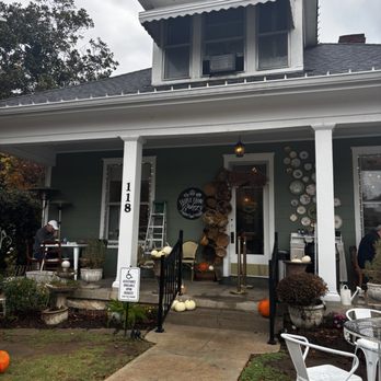 Triple Crown Bakery - Bakeries Near Me - Franklin, Tennessee Triple Crown Bakery - Bakeries Near Me - Franklin, Tennessee