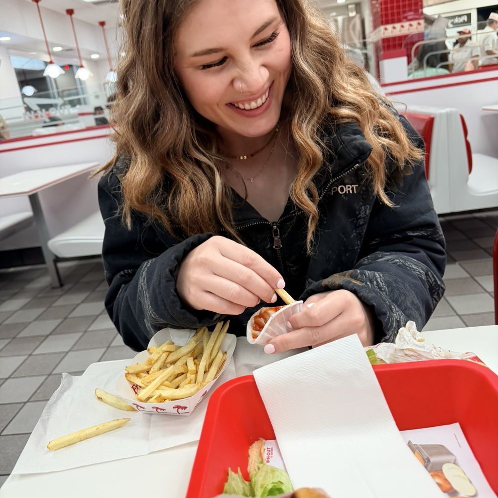 In-N-Out Burger - Burgers Near Me - Roseville, California In-N-Out Burger - Burgers Near Me - Roseville, California