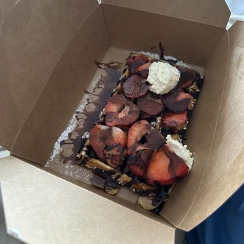 Equator Coffees - Strawberry & Chocolate Waffle (GF) - Coffee & Tea Near Me - Burlingame, California